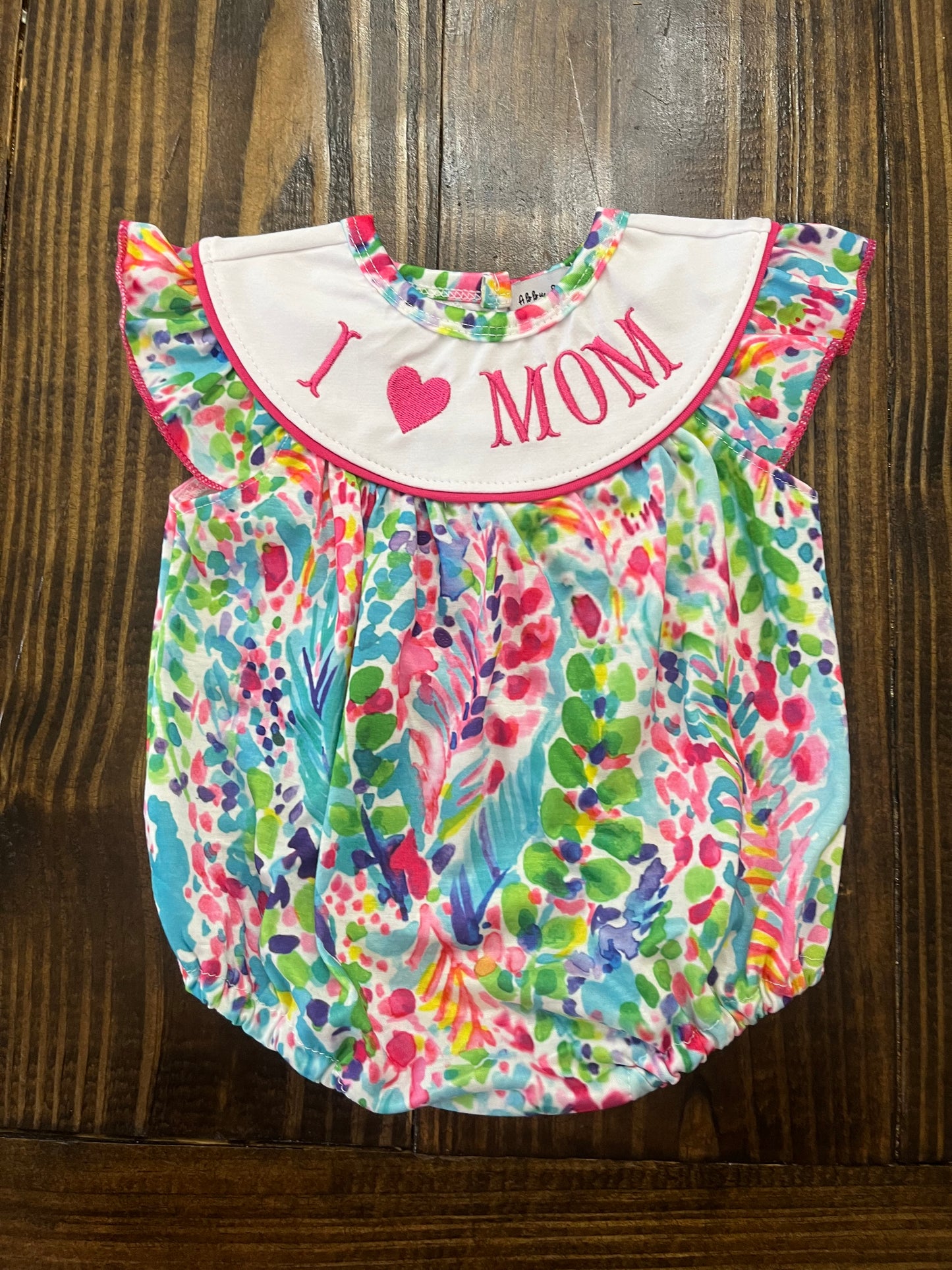 Girl Lily I Love Mom Bubble