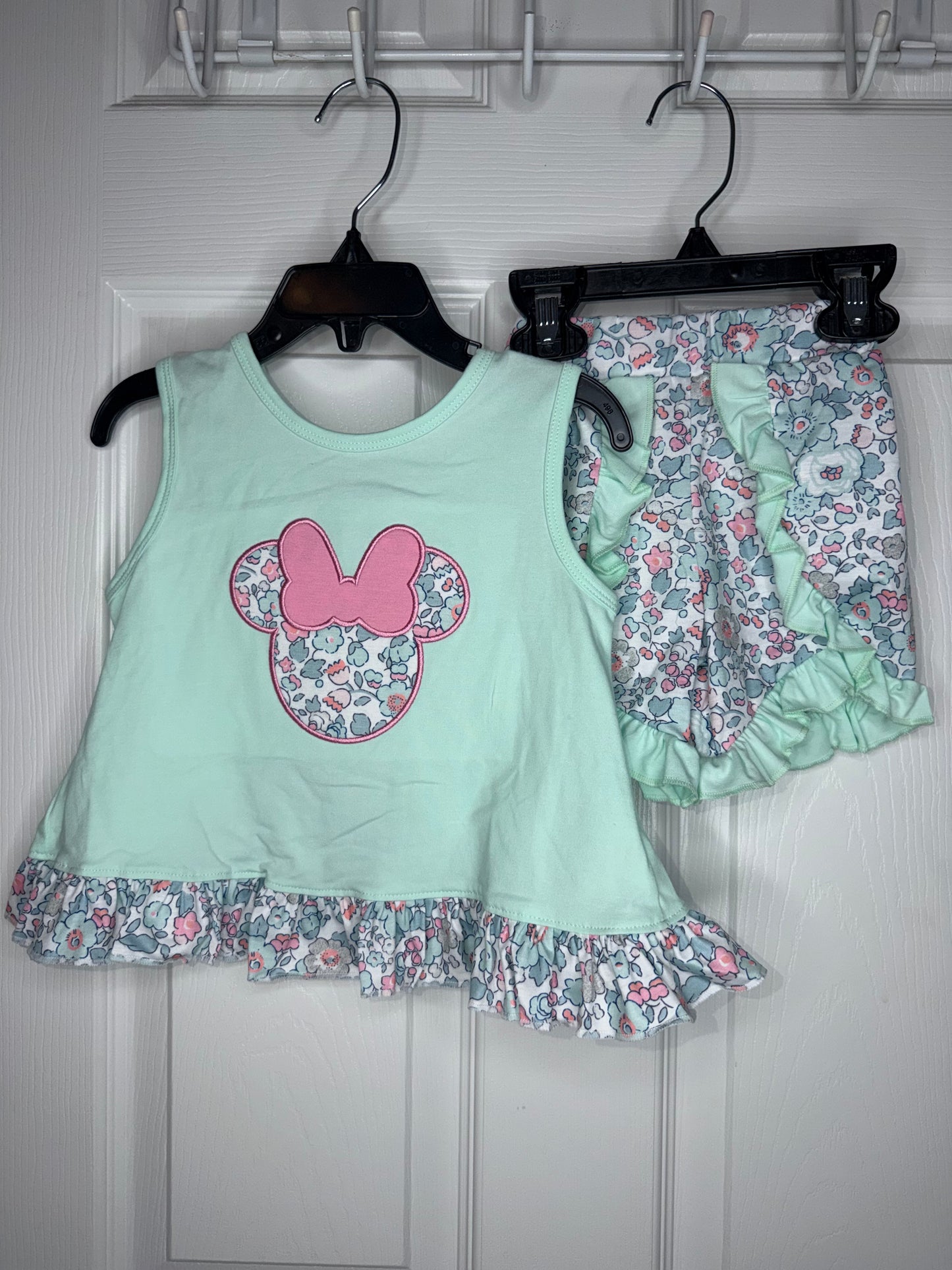 Girl Minnie Mouse set